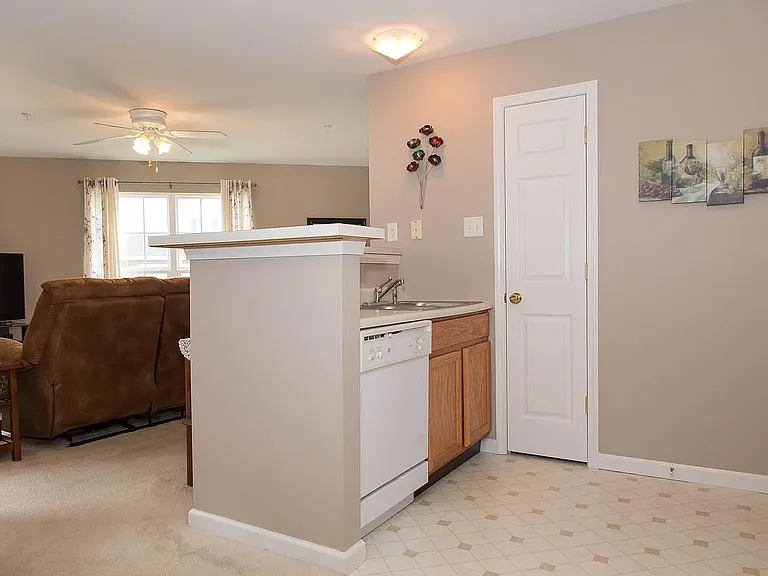 636 Homerun Dr — Photo 11