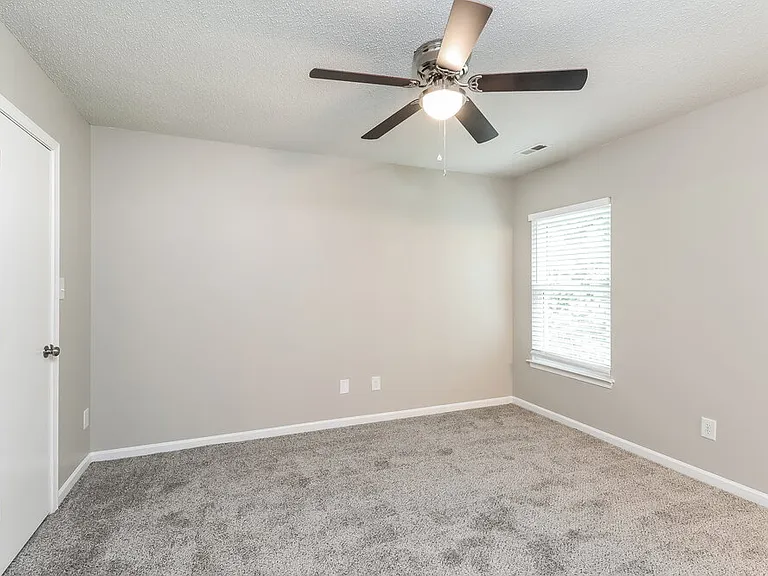 1136 Ballina Way — Photo 11