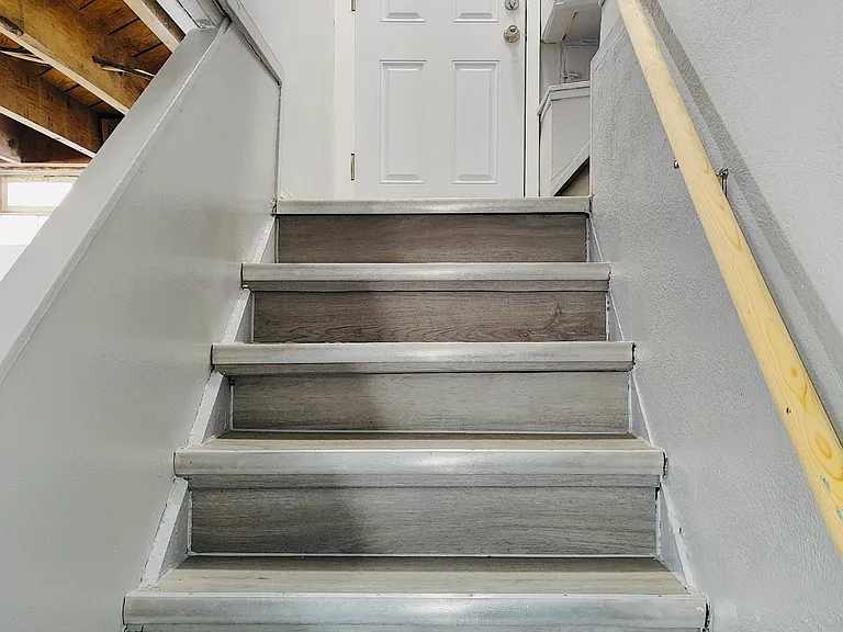 19345 Plainview Ave — Photo 21