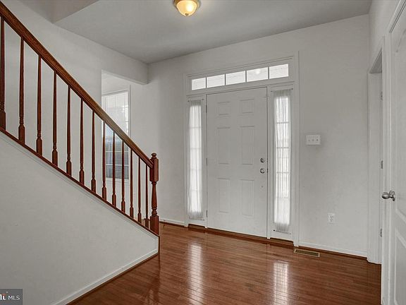 5th image of 11606 Honey Run Ln