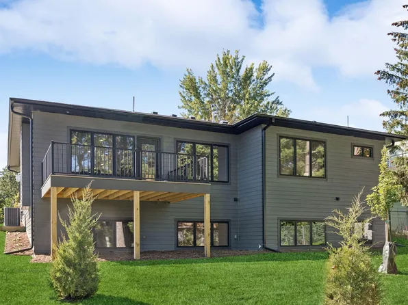 620 Greenvale Ave, Northfield, MN 55057