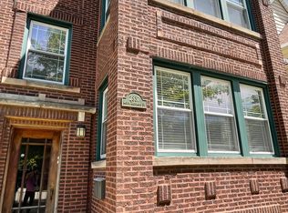2837 N Richmond St, Chicago, IL 60618