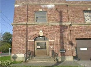 96 Carleton Ave, Central Islip, NY 11722
