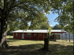 439 Avenue P, Hooks, TX 75561
