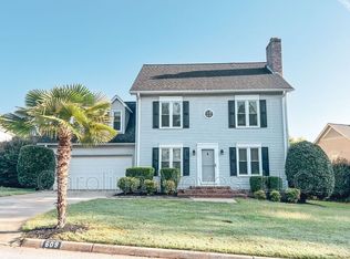 609 Oak Pointe Ct, Greenville, SC 29615