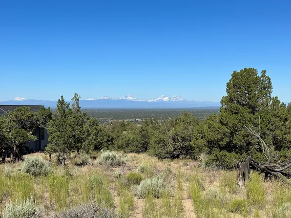 SW Pinnacle Ct #702, Powell Butte, OR 97753