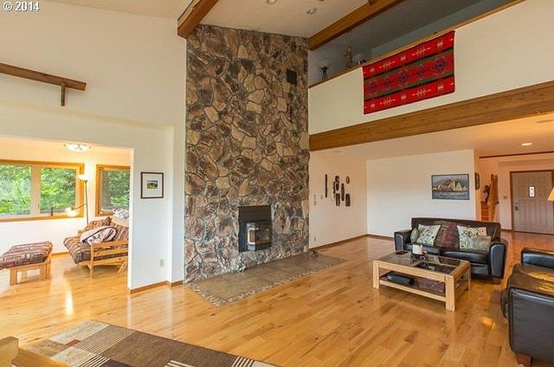 1st image of 2544 Upper Highline Dr