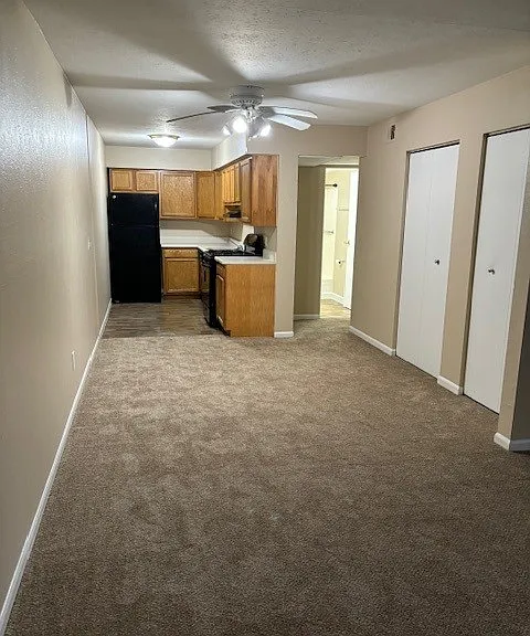 Sandpiper Apartments — Photo 12