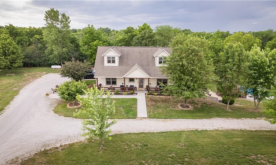 19343 Mount Olivet Rd, Leavenworth, KS 66048 MLS 2437399 Zillow