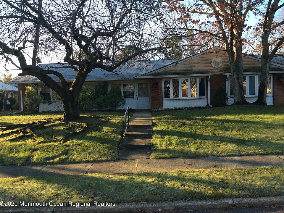 1st image of 411A Portsmouth Dr #1001
