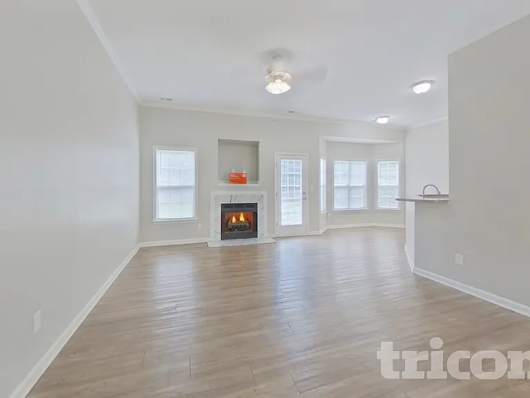3424 Ann Franklin Ct — Photo 3
