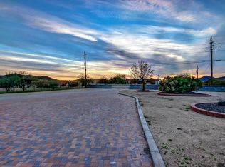 35011 N 10th St, Phoenix, AZ 85086