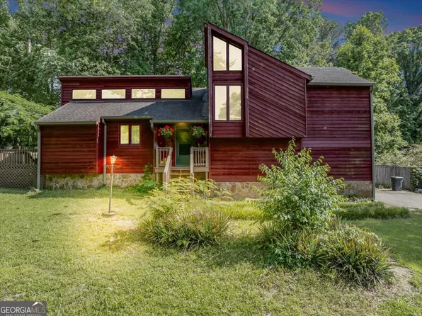 2375 Justine Ter, Lithia Springs, GA 30122
