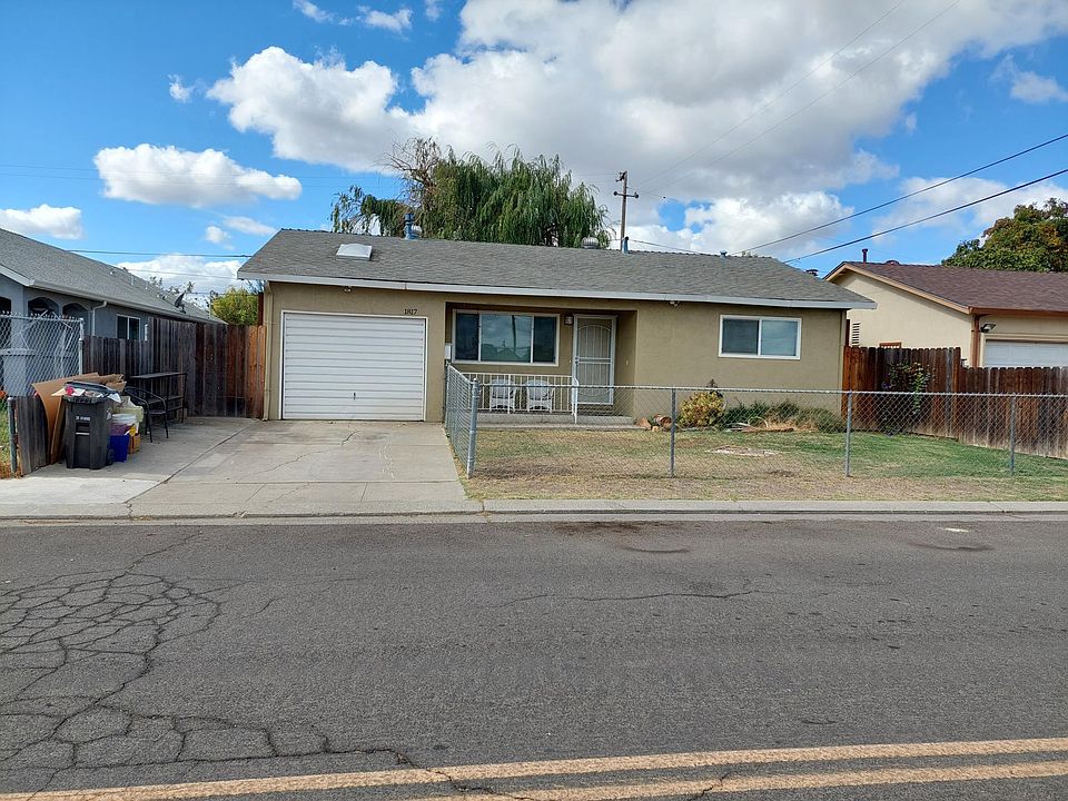 1st image of 1800 N Palm Ave