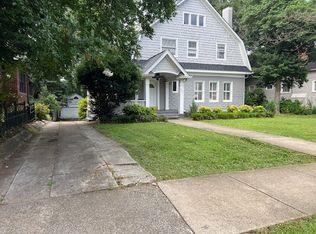 103 W Earle St, Greenville, SC 29609