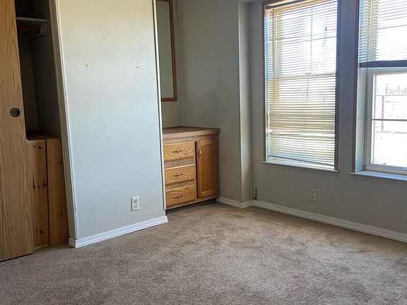 5th image of 18827 W Henry Miller Ave