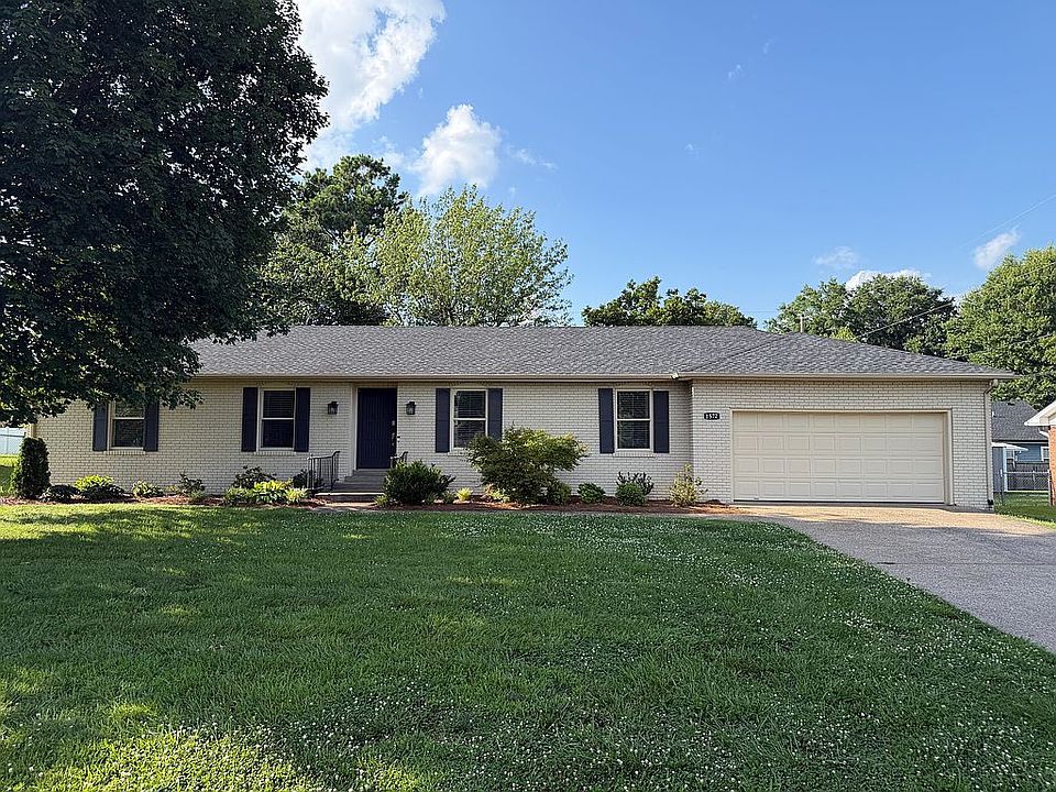 1st image of 1572 Stafford Way