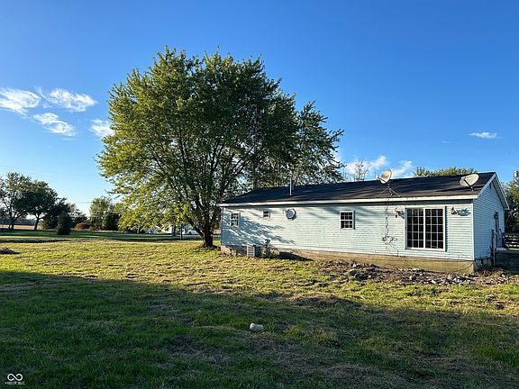 3rd image of 7046 E State Road 26