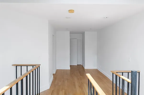 Rented by Mossanen Group | media 24