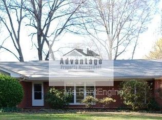 180 Fayette Ave, Jonesboro, GA 30236