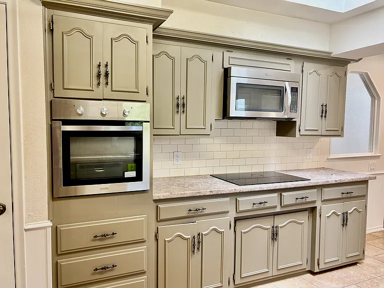 8635 Bacardi Dr — Photo 9