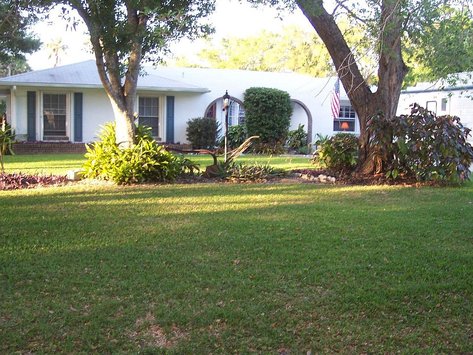 Front of home from street