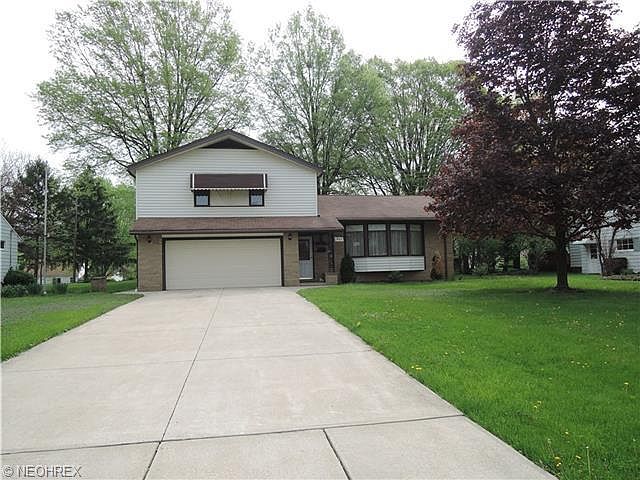 1st image of 1807 Sunset Dr