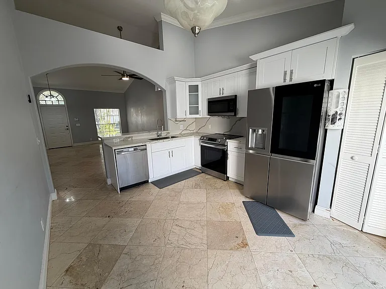 7657 Sanctuary Dr — Photo 14