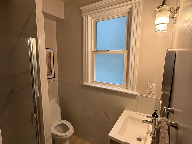 685 4th Ave #685 — Photo 6