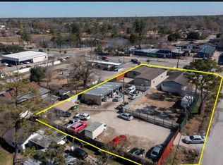 9205 Mesa Dr, Houston, TX 77028