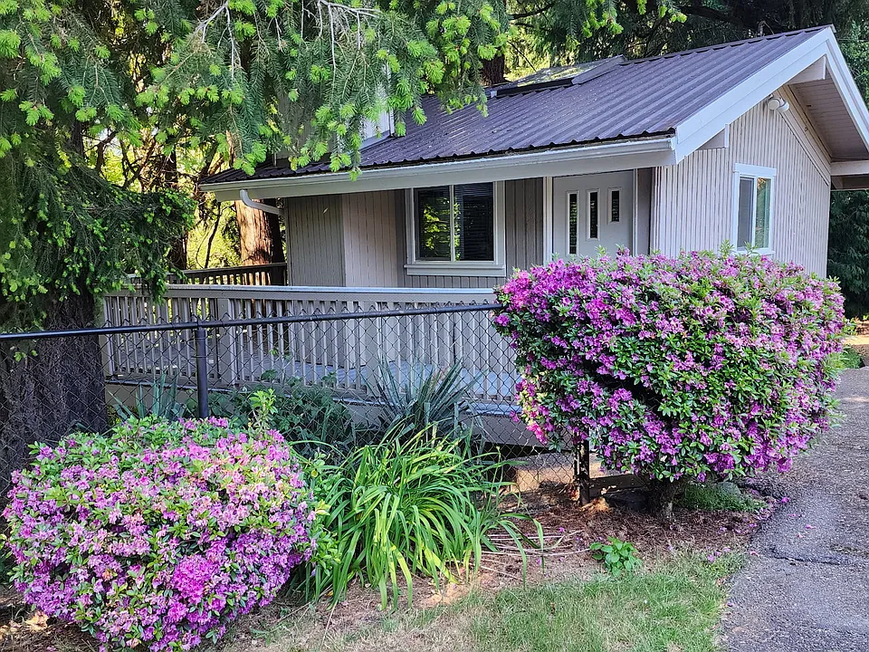 244th St SE