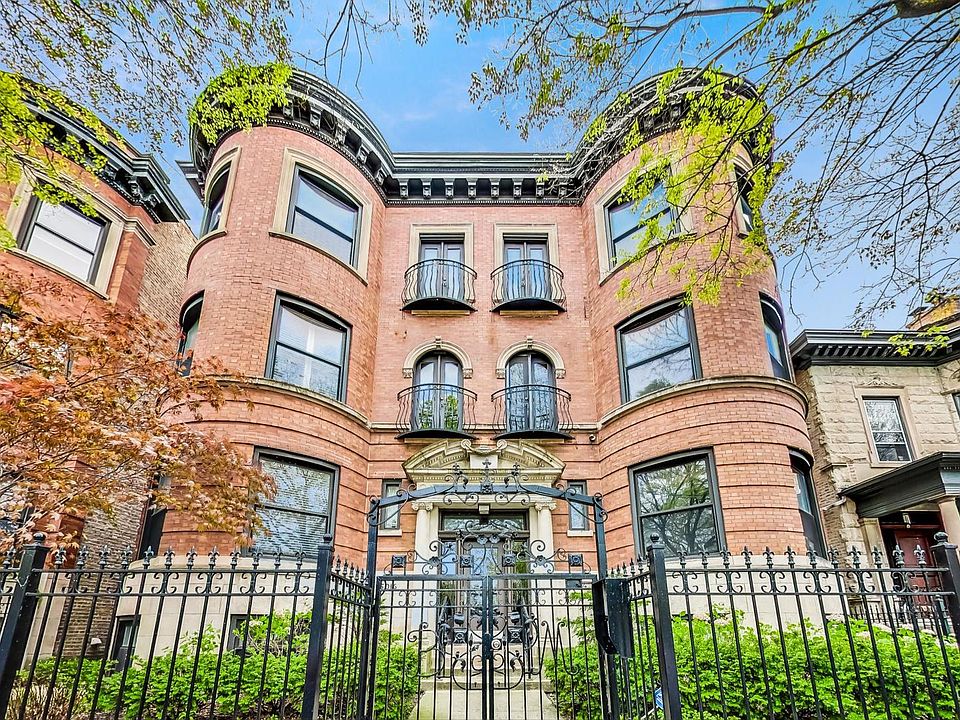 1st image of 5016 S Blackstone Ave APT 3S