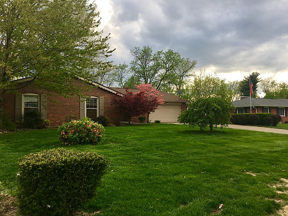 4th image of 217 College Park Dr