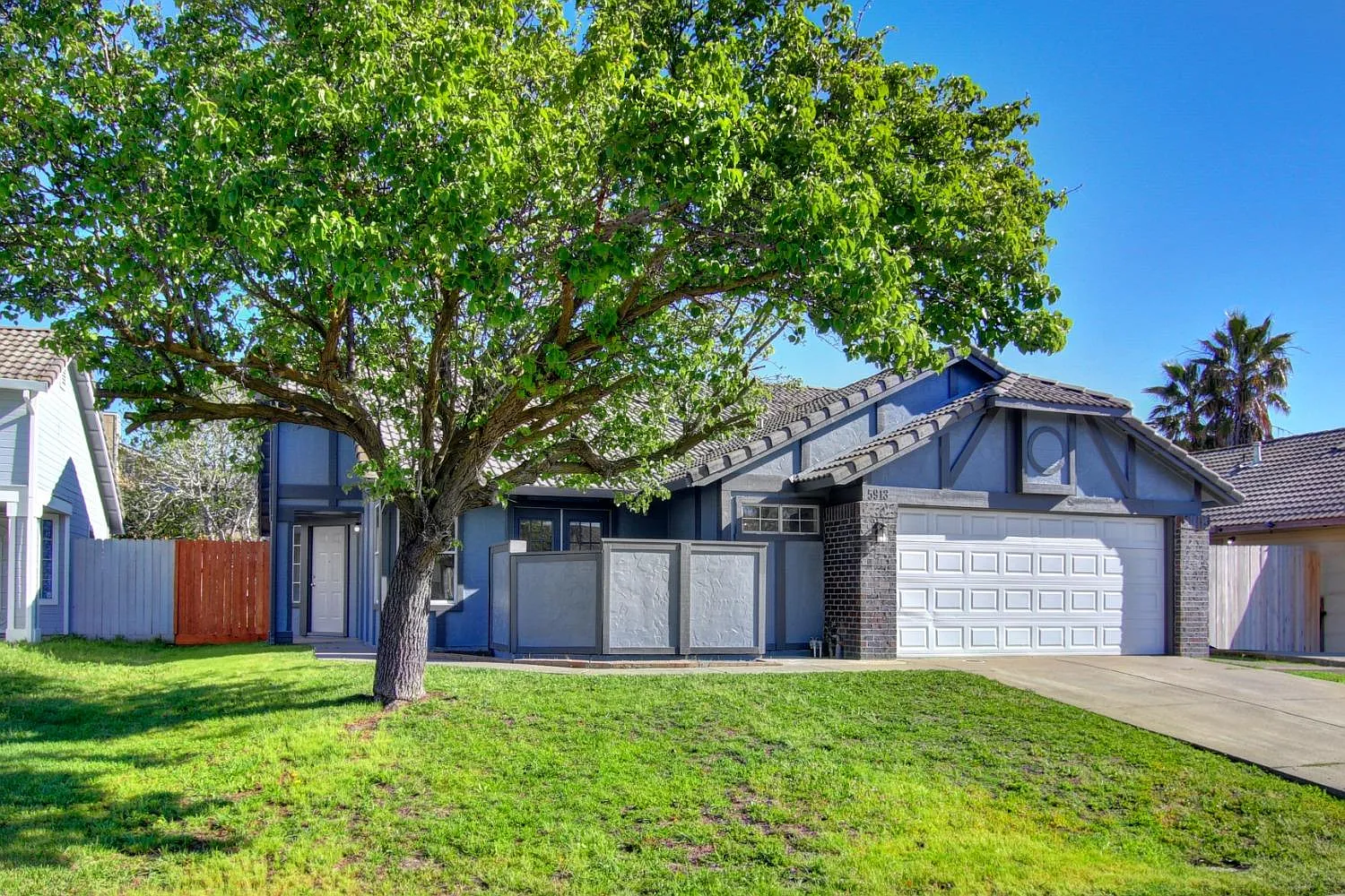 5913 Silver Shadow Cir photo 1