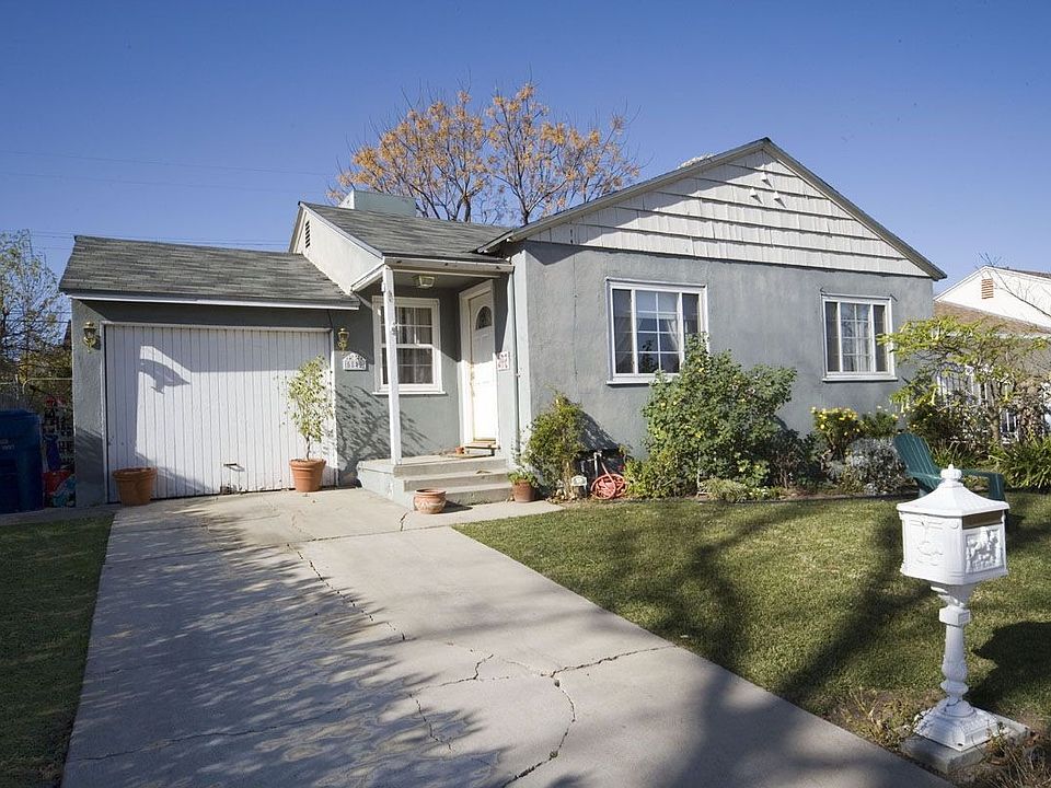 1st image of 5849 White Oak Ave