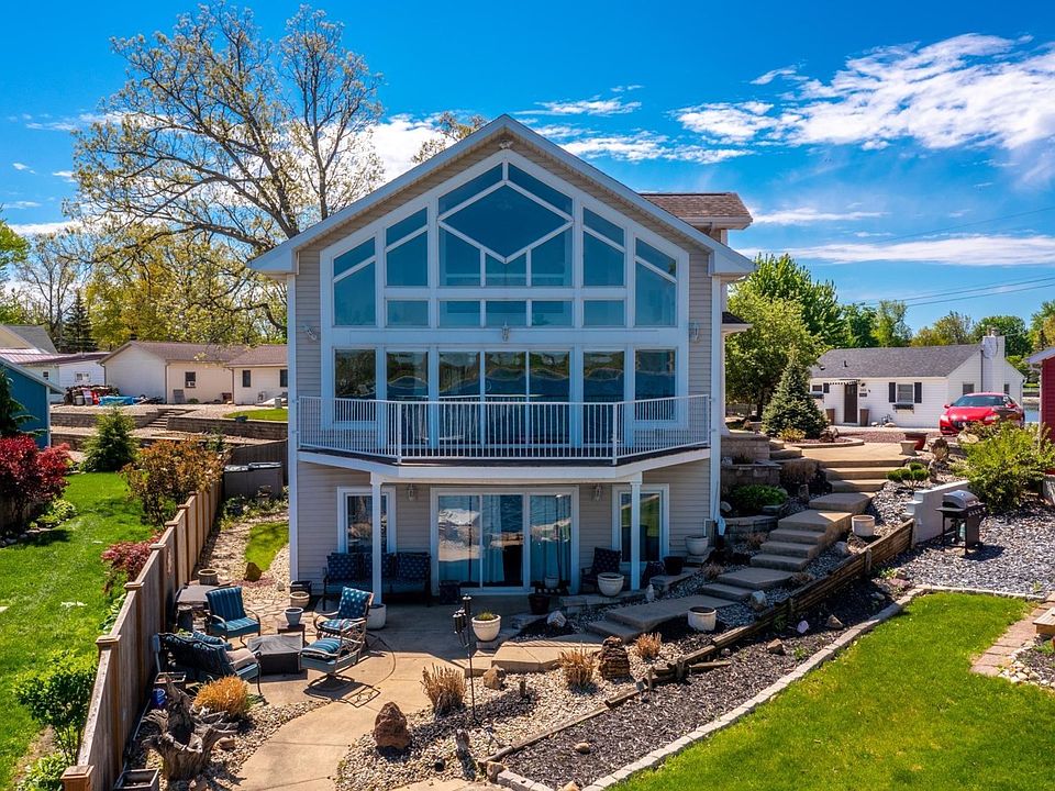 Lakeview of property