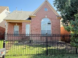 2154 Berry Bush Ln, Cordova, TN 38016