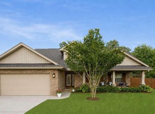 206 Raptor Dr, Crestview, FL 32536
