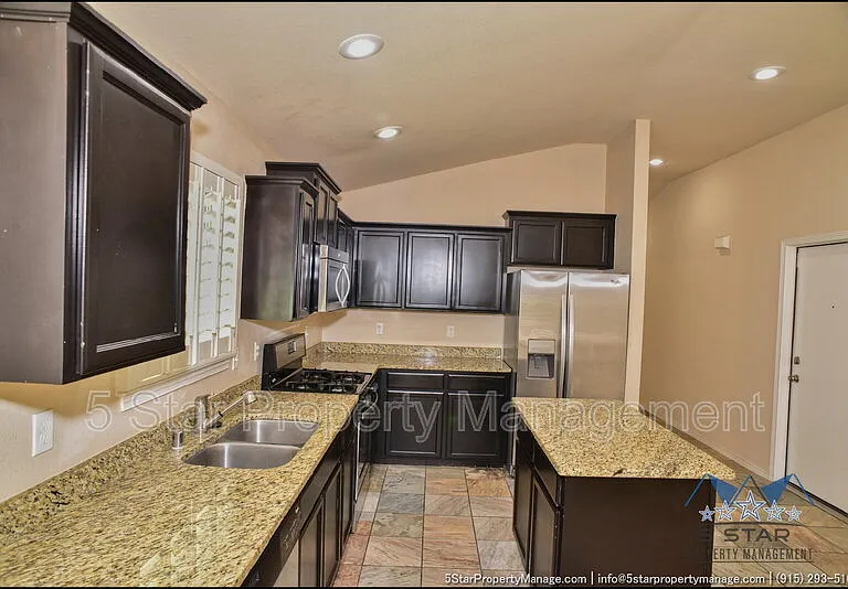 3286 Azteca Trl — Photo 12