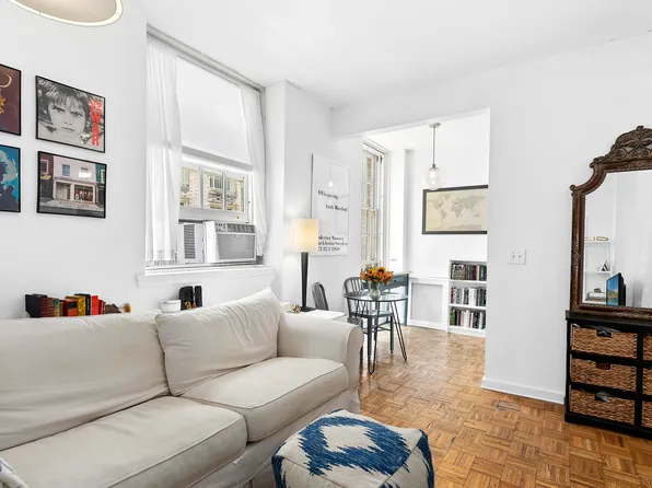 509 East 77th Street image 1 of 5