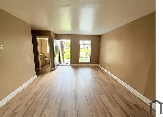 2 bed, 1248 sqft, $1,250 — Photo 4