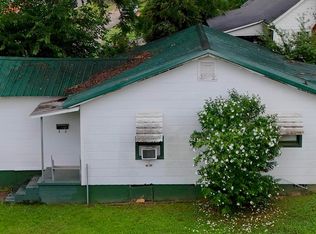 1208 Barry St, Oxford, AL 36203