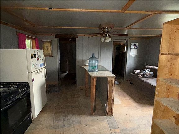2nd image of 705 Maryland Ave