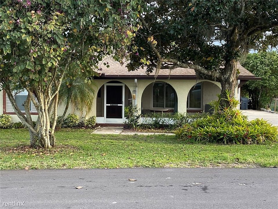 1st image of 6621 Cypress Dr