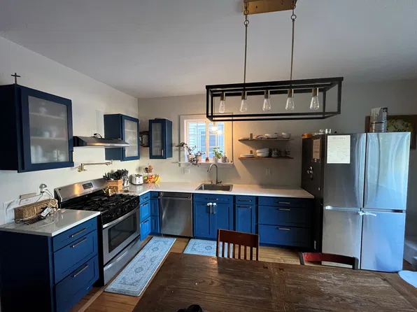 (undisclosed Address), Milwaukee, WI 53212
