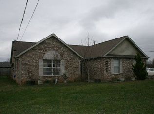 6904 Sicilia Ln, Corryton, TN 37721