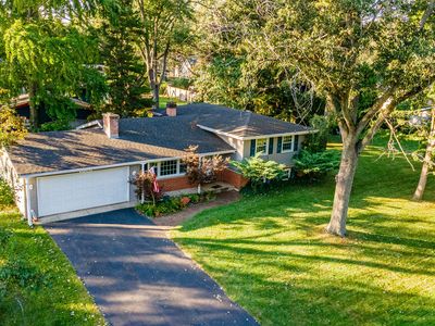 3S240 Burr Oak Dr, Glen Ellyn, IL, 60137