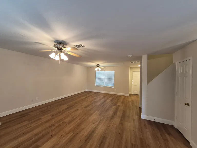 12634 Carriage Blvd — Photo 9