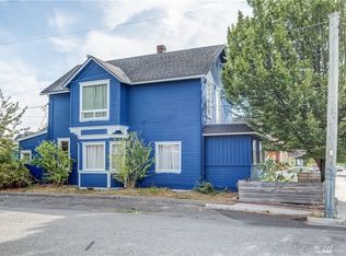 2422 F St, Bellingham, WA 98225