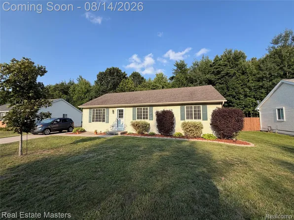 4094 Tristen Ave, Fort Gratiot, MI 48059